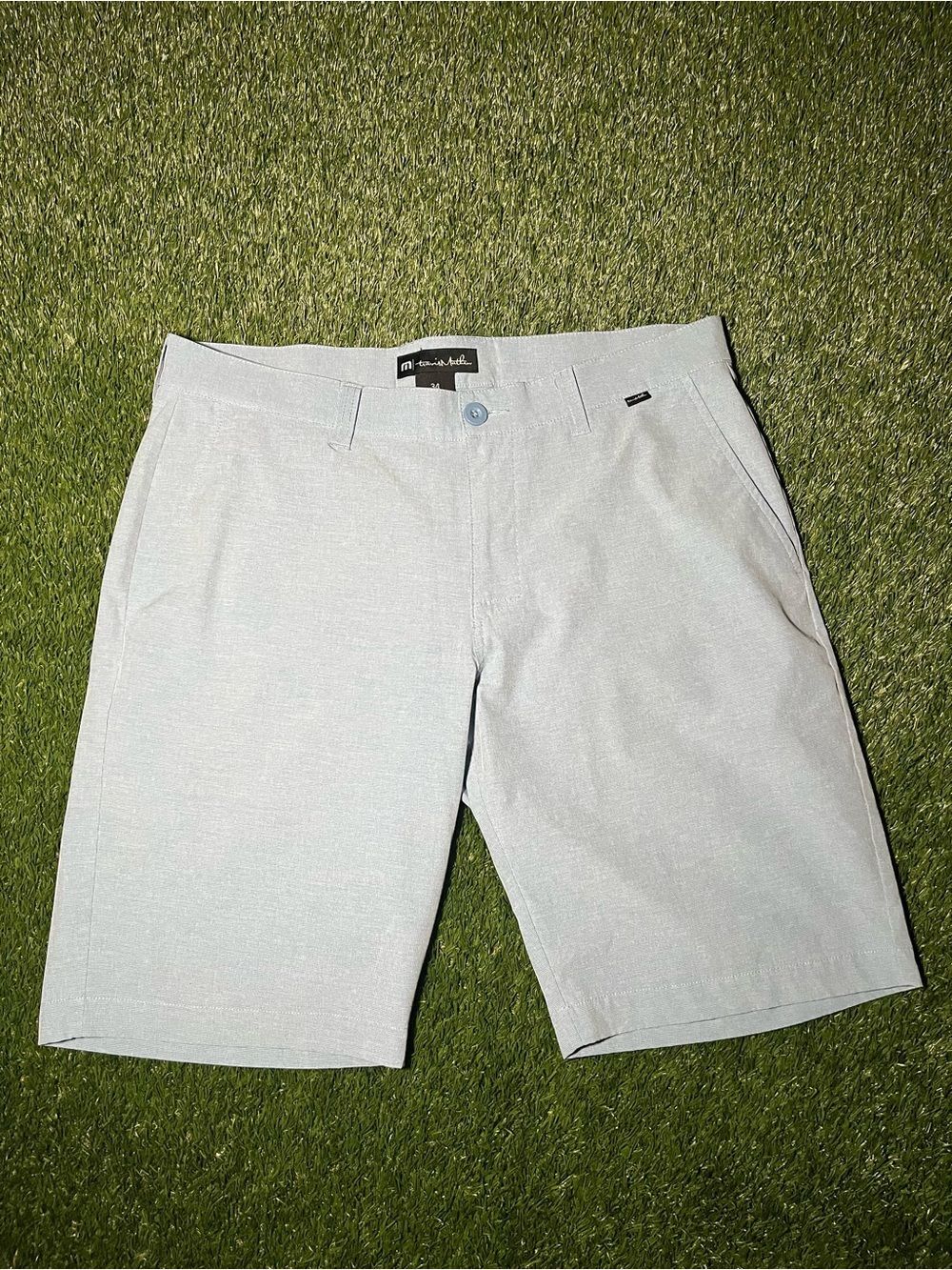 TravisMathew Men’s 34 Light Blue White Performance Golf Shorts Stretch